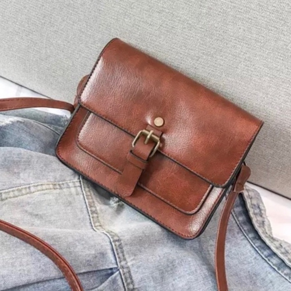 “Janel” brown vegan leather crossbody purse